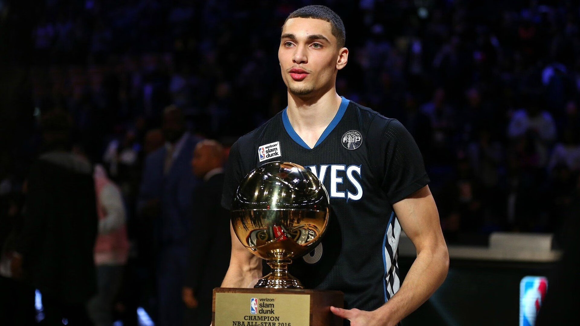 戈麦斯一锤定音，英超争冠之夜提前落幕